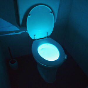 LED svetlo do WC (mierne poškodená krabica)